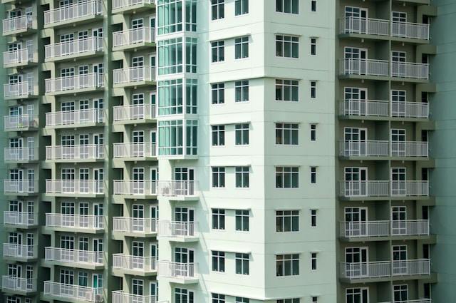 【金利2.90%→1.55%】月2.2万円・総額280万円以上削減！自己資金少なく都内の1Kマンションを借り換え成功【不動産投資ローン 借り換え事例】