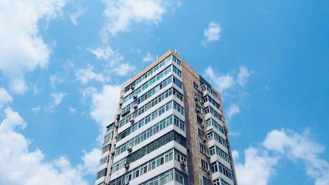 駅近1LDKマンションを借り入れし、築36年SRC物件で資産形成に踏み出した事例|東京都城東エリア【不動産投資ローン 借り入れ事例】