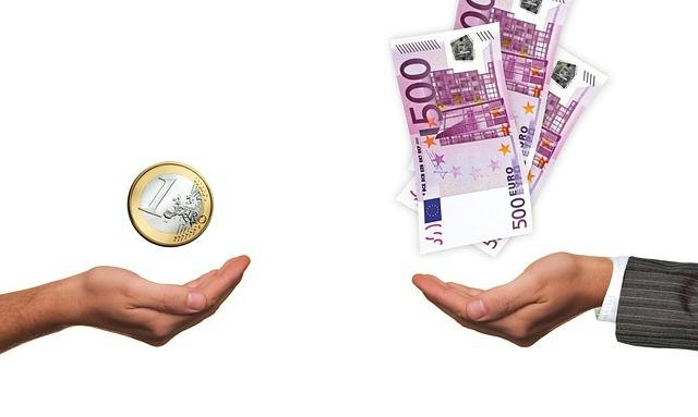 年収500万円の手取りはいくら？額面との違いや生活レベルを徹底解説